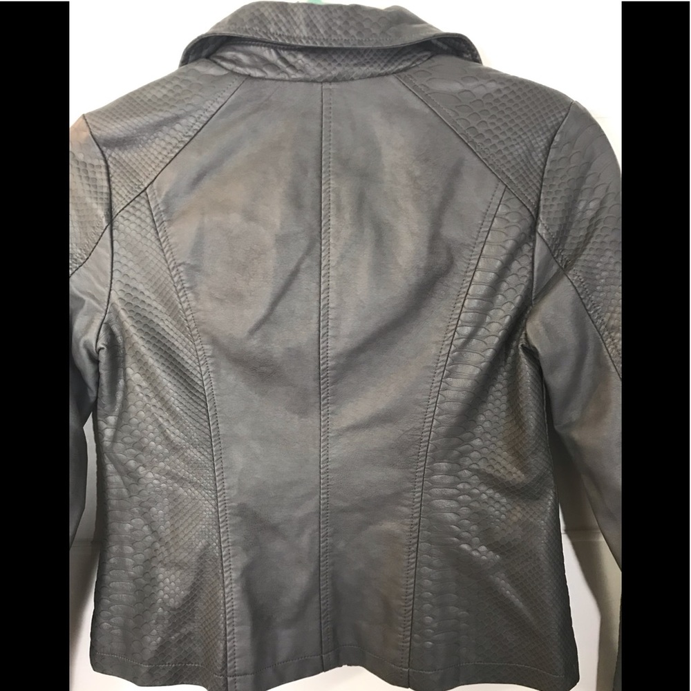 NWT ALFANI 💫Petite Gray Pleather  jacket - Picture 6 of 8